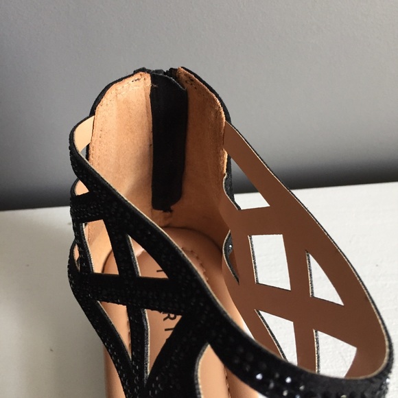 Torrid Rhinestone Sandals - Picture 14 of 14
